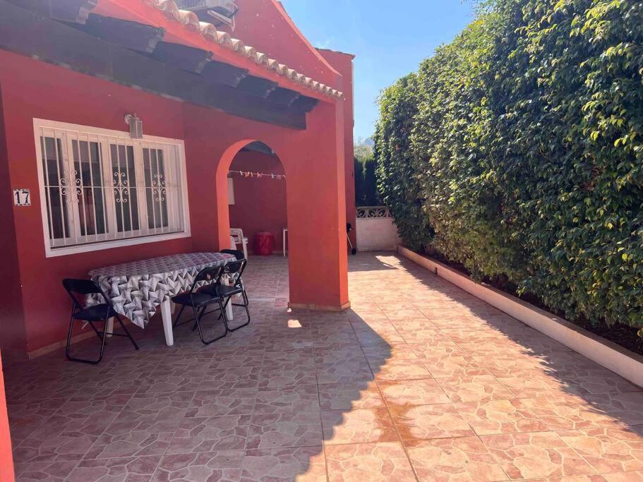 Bungalow In Calpe - Swimming Pool And Tennis Court Екстер'єр фото